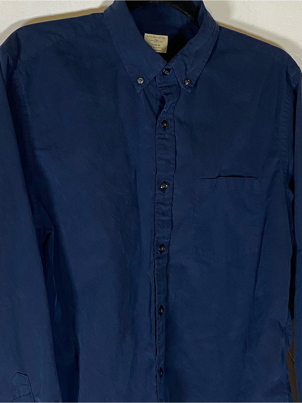 J. Crew Navy Blue Button Down Shirt Men’s Medium 2 Ply 100%Cotton Preppy - Picture 3 of 9